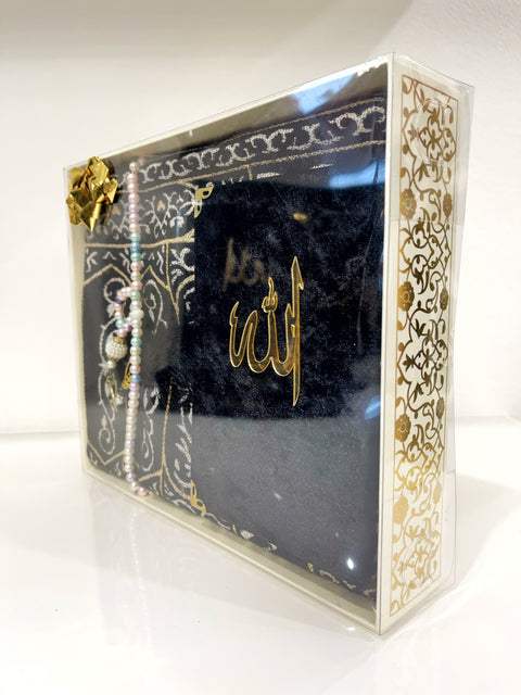 Set Regalo Spirituale – Tappeto da Preghiera, Tasbih e Yā Sīn Sharīf