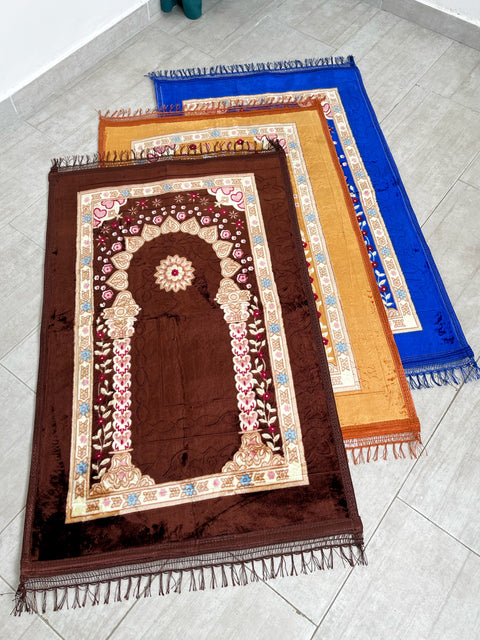 Tappeto da Preghiera Imbottito in Velluto – Sejadah