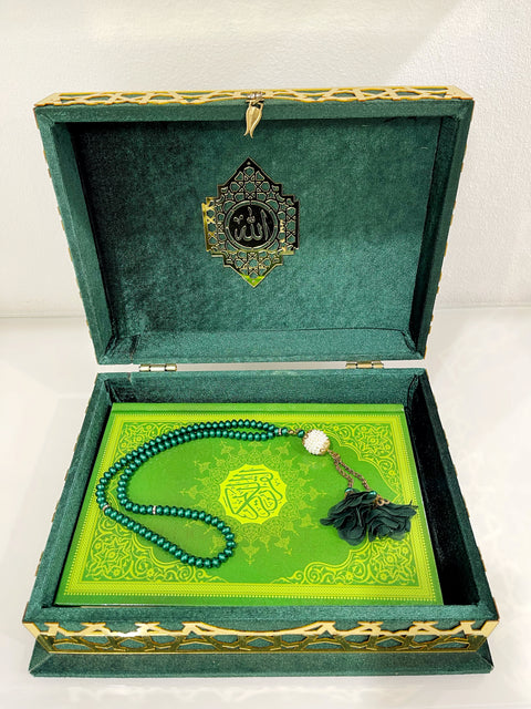 Corano di Lusso con Cofanetto Decorativo in Velluto e Accessori – Edizione con QR Code