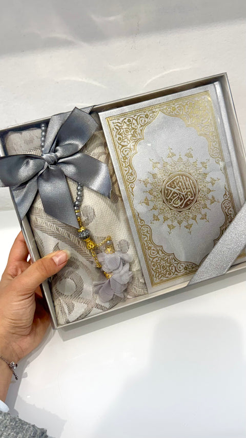 Set Preghiera – Corano 20x13,5 cm, Tappeto e tasbih
