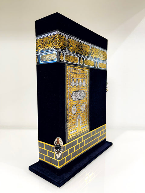 Corano Kaaba di Lusso con Cofanetto Decorativo e Chiusura – Edizione con QR Code