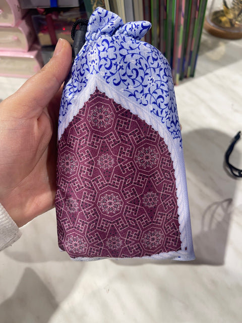 Tappeto da preghiera con sacchetto coordinato per bambini – Motivi islamici