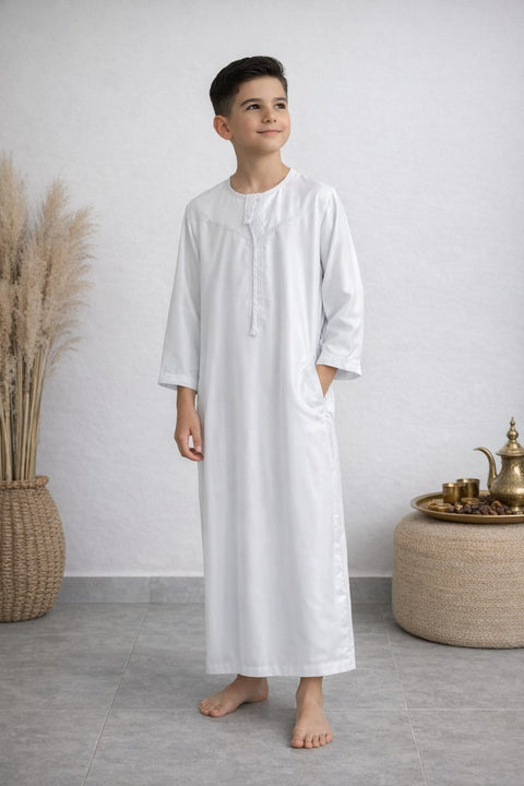 Qamis per bambini e ragazzi manica lunga con mappa bianco