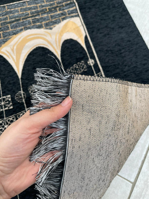 Set Preghiera Kaaba – Tappeto + Tasbih + Custodia Decorata