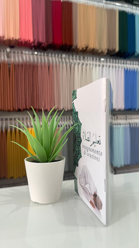 Guida alla preghiera , Insegnamento di orazioni- tallim as salat (italiano/arabo) - Hijab Paradise , copertina, libro piccolo